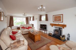 Birchwood_Sitting Room- click for photo gallery